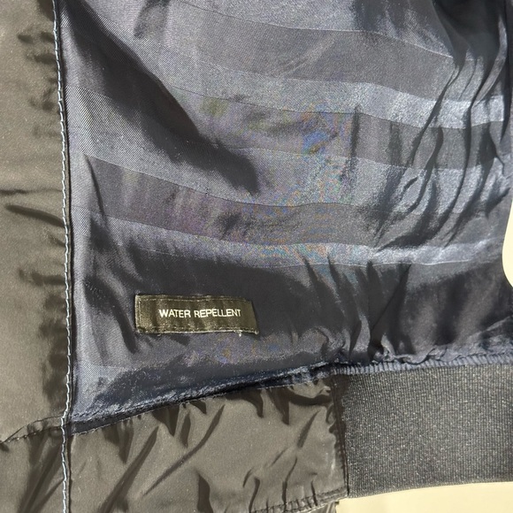 Hugo Boss Boss waterproof jacket 40 R. - Picture 3 of 4